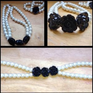 2 Piece Black Rose & Pearl Fashion Necklace & Bracelet Set